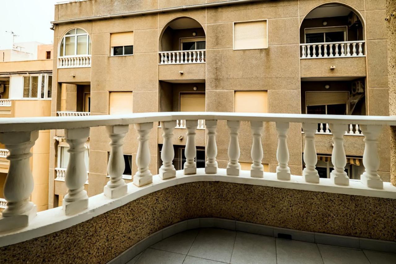 Apartamento Alegria Id105 Torrevieja Kültér fotó